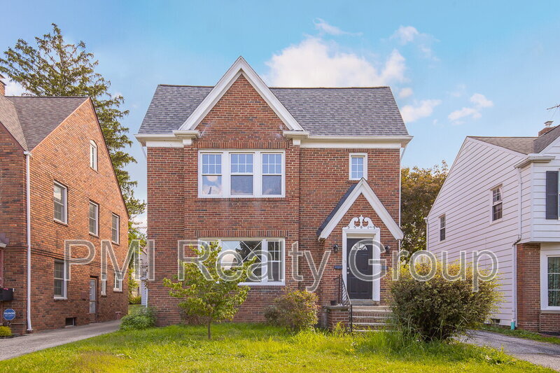 3581 Ingleside Rd unit Down, Shaker Heights, OH 44122 - photo 1