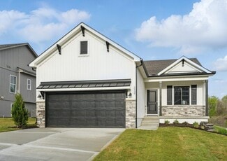 2437 NW Sunnyvale Ct, Blue Springs, MO 64015