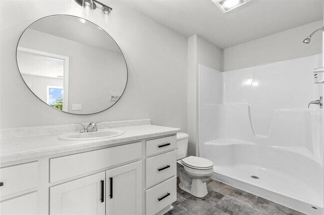 1459 Harrison St, Neenah, WI 54956 - photo 3