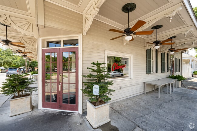 Clancy's Restaurant serves elegant Creole classics in Audubon.