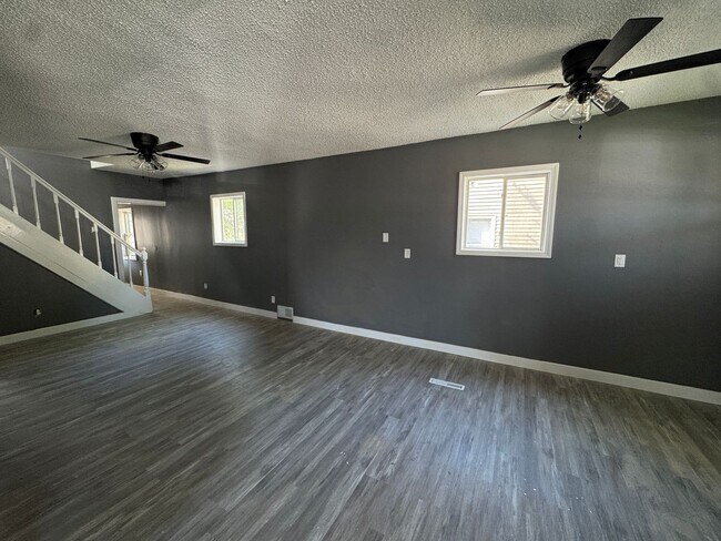 620 1st Ave, Silvis, IL 61282 - photo 4