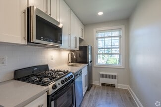 218-226 Millburn Ave, Millburn, NJ 07041