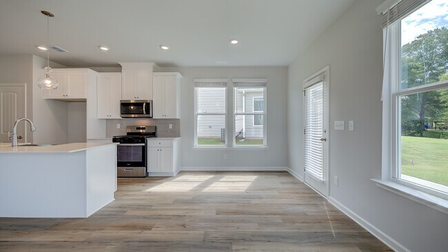 275 Abbott Crossing Cir, Conyers, GA 30094 - photo 6