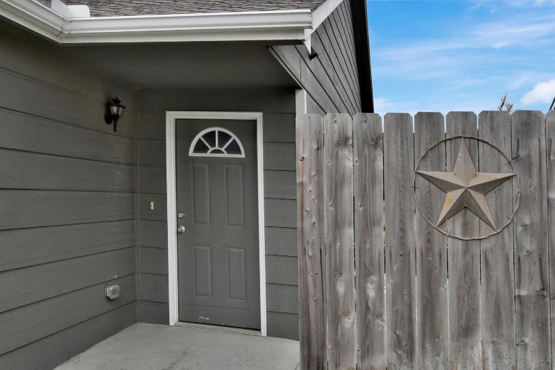 1290 Curtis St, Wichita, KS 67212 - photo 1