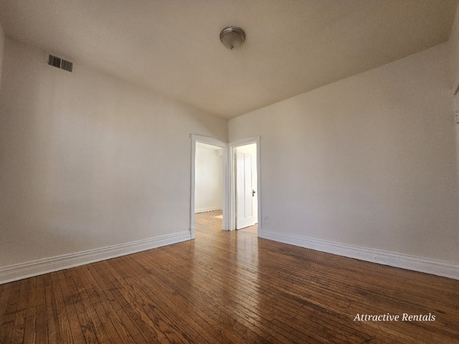 1158 S Mason Ave unit F2, Chicago, IL 60644 - photo 2