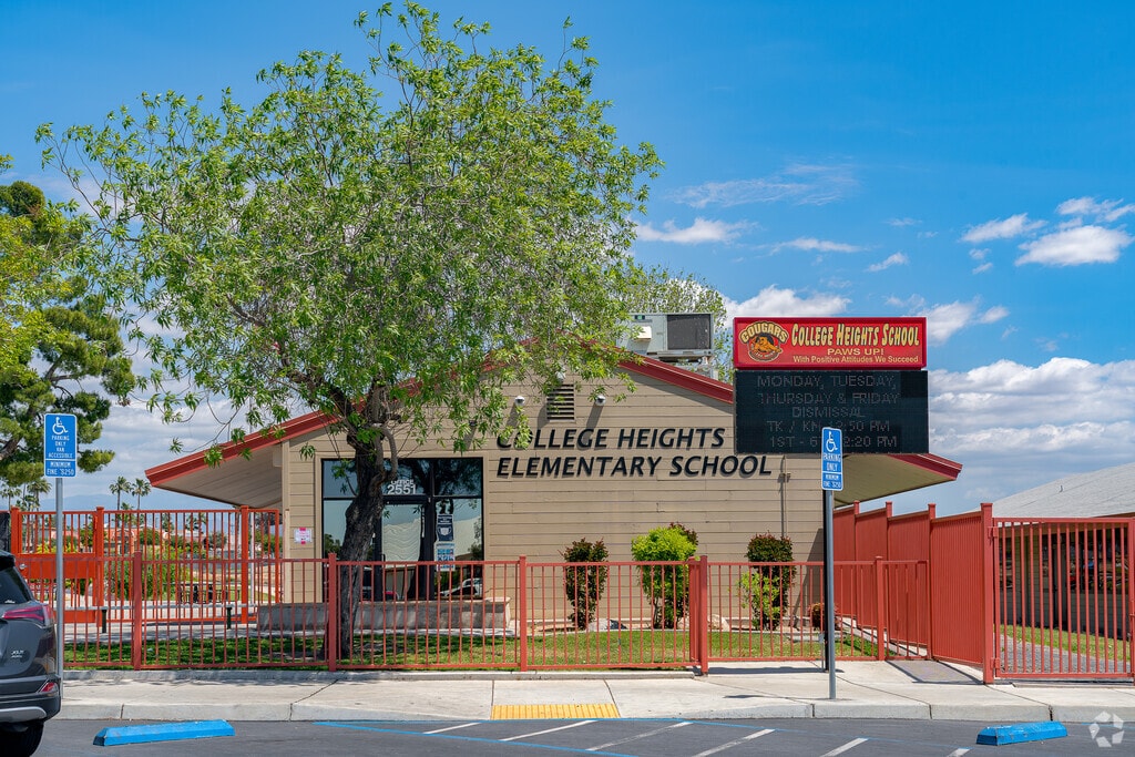 The sign at College Heights Elementary welcomes students and staff as they enter the grounds.