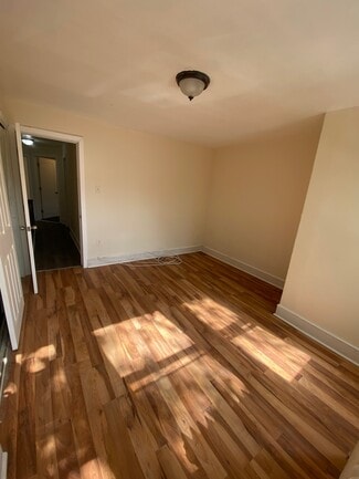 5821 N Woodstock St, Philadelphia, PA 19138