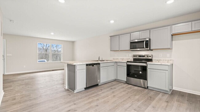 5522 Tranquilo Way, Fort Wayne, IN 46818 - photo 6