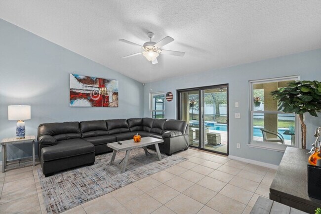 1030 Coventry Rd unit ID1285817P, Davenport, FL 33897 - photo 5