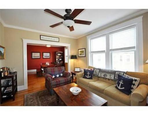 231 Freeman St unit 6, Brookline, MA 02446 - photo 2