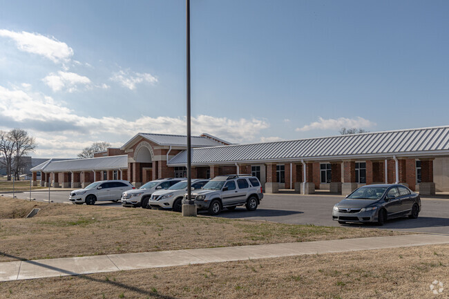 Southside Elementary is located at 1224 Murfreesboro Road in Lebanon Tennessee.