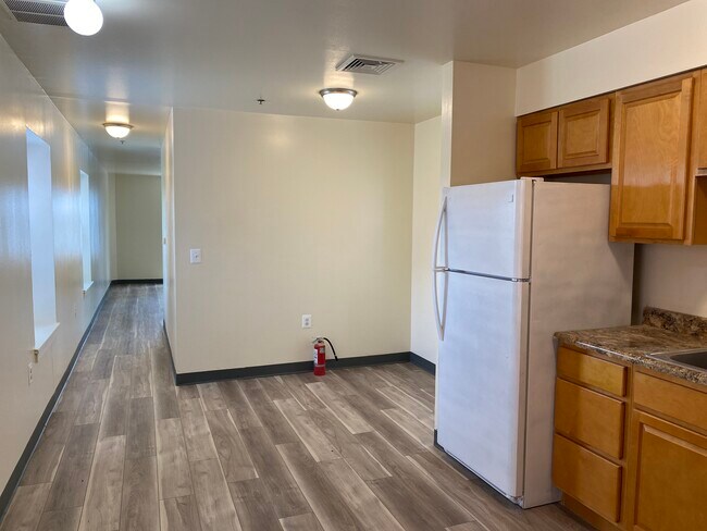 4046 Ogden St unit C, Philadelphia, PA 19104 - photo 2