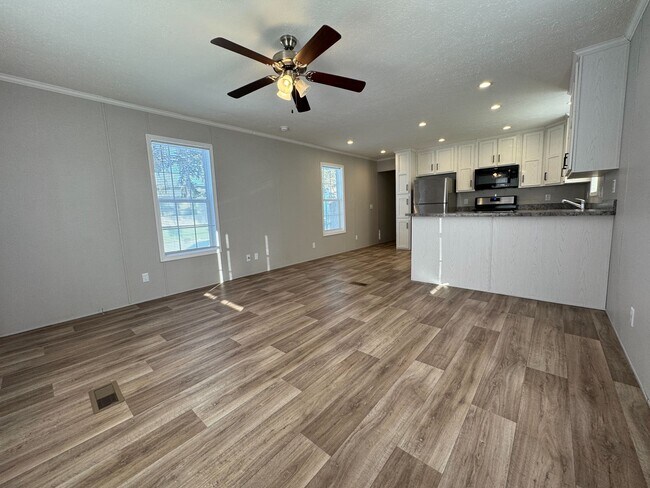 2002 Heron Dr NW, Stewartville, MN 55976 - photo 6