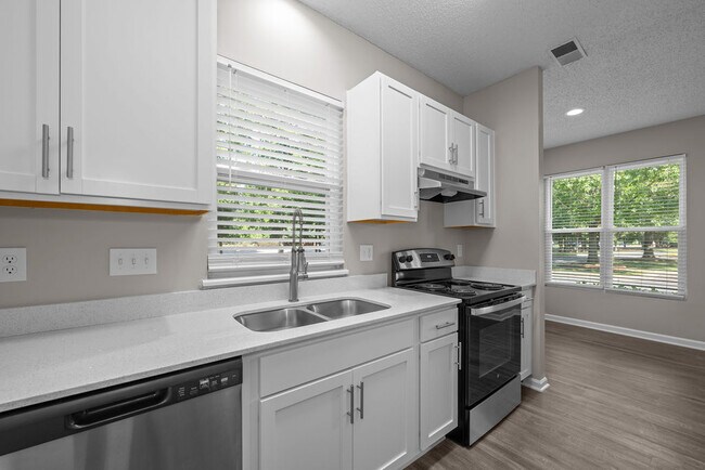 The Arboretum, Charlotte, NC 28270 - photo 2