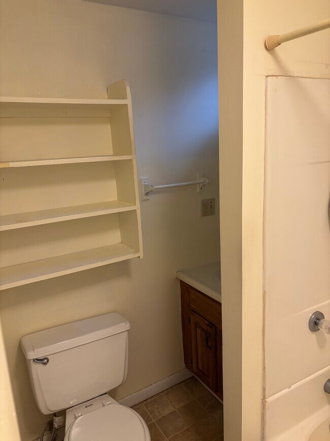 222 W 4th St unit 2, Oswego, NY 13126 - photo 5