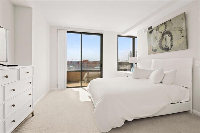 1405 S Fern St unit ID1047964P, Arlington, VA 22202 - photo 6