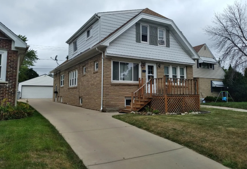 2555 S 68th St unit 2555 S 68th St (Uppe, Milwaukee, WI 53219 - photo 1