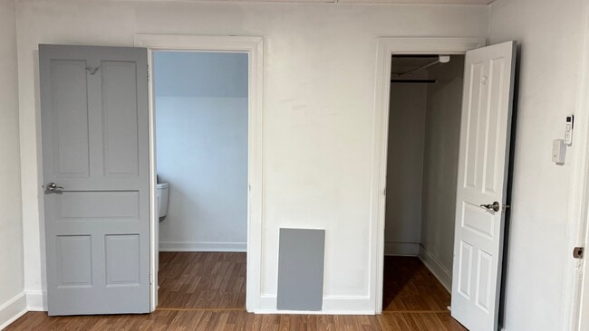 993 E Philadelphia St unit 3rd Floor, York, PA 17403 - photo 5