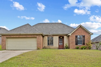 420 Silver Hill Dr, Pearl, MS 39208