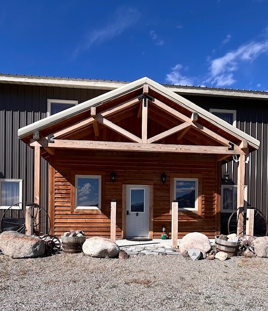 25 Caspari Way E unit MOOSE, Emigrant, MT 59027 - photo 3