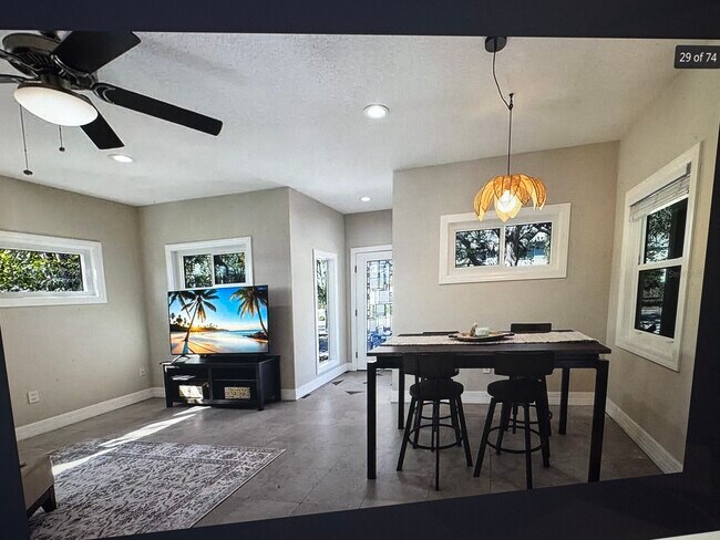 3521 Almeria Ave, Sarasota, FL 34239 - photo 5