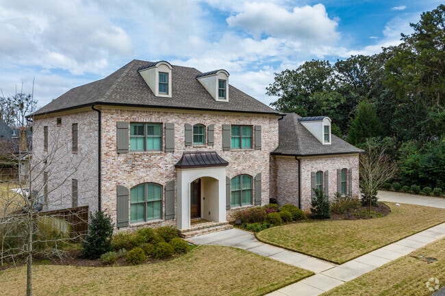 Colonial Revival Home in College Park are up for sale as well, Mobile, AL offers many options.