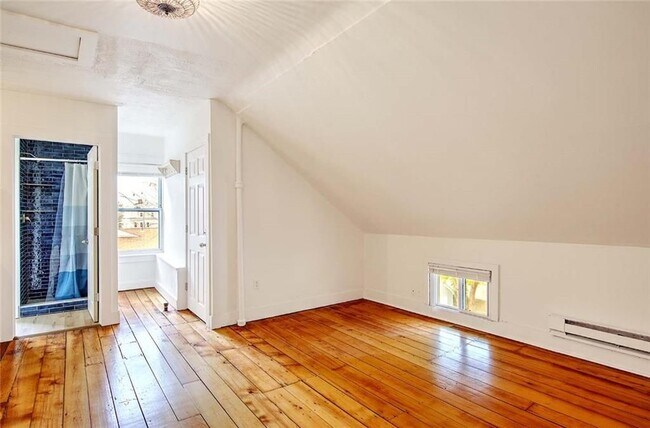 21 Brewster St, Pawtucket, RI 02860 - photo 5