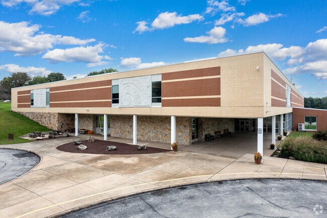 Students enter Klinger Middle School, a Centennial School District campus for grades 6–8.