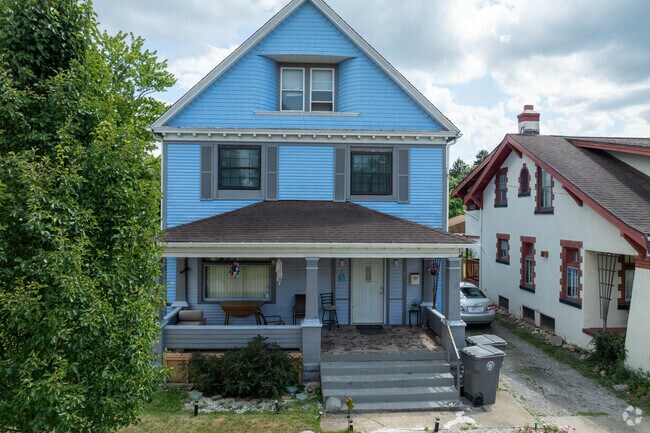 Homes built in the 1920s are common throughout Youngstown's Erie neighborhood.