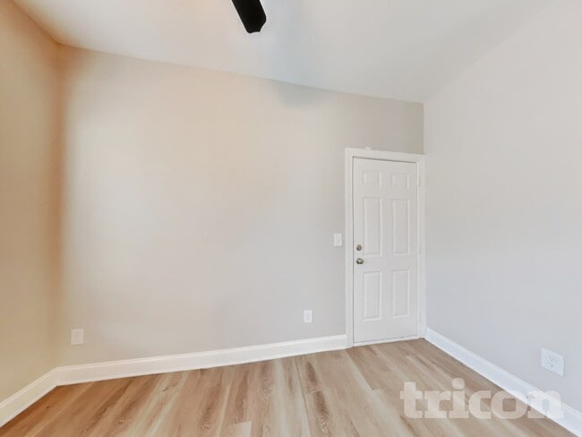 232 Highcroft Cir, Benson, NC 27504 - photo 4