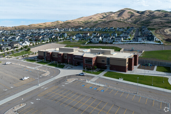 Belmont Elementary School is located in the Lehi neighborhood.