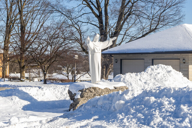 St. John Bosco is a well-rated Catholic school in Sturgeon Bay.