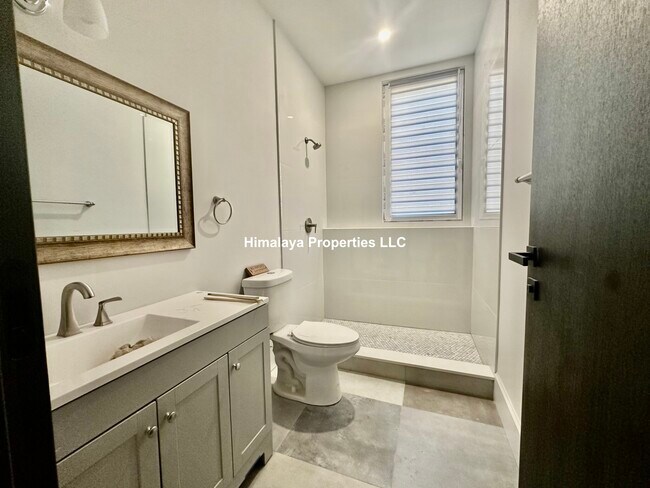 100 Mt Pleasant Ave unit 2B, Boston, MA 02119 - photo 6