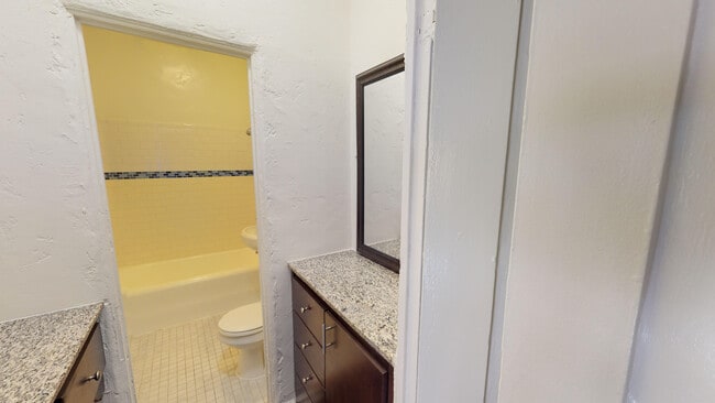 St. Andrews Manor Apartments...Charming Apartments...1920's Classic Brick..Newly Remodeled Building!, Los Angeles, CA 90005 - photo 7