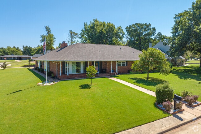 Homes in Quail Creek have the luxury of full green yards.