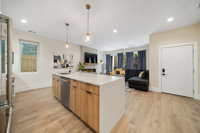 2110 W Washington Blvd unit ID1261733P, Chicago, IL 60612 - photo 6