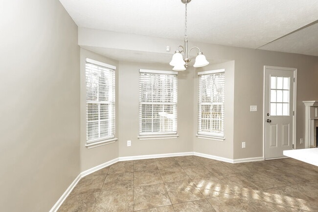 1389 E Nir Shreibman Blvd, La Vergne, TN 37086 - photo 6