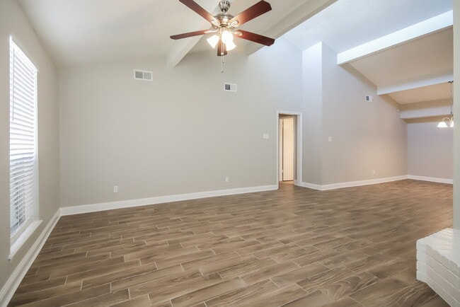 4167 Amir St, Houston, TX 77072 - photo 4