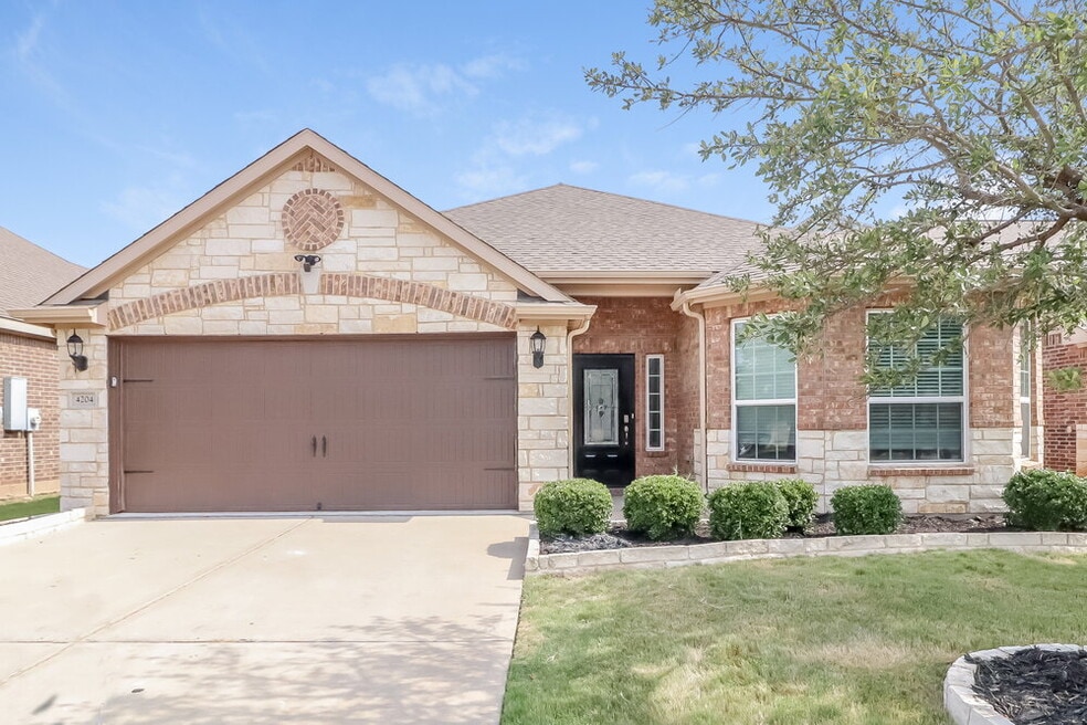 4204 Tower Ln, Crowley, TX 76036 - photo 1