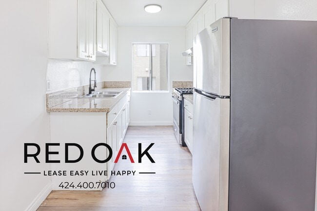 8555 Independence Ave unit 201, Canoga Park, CA 91304 - photo 2