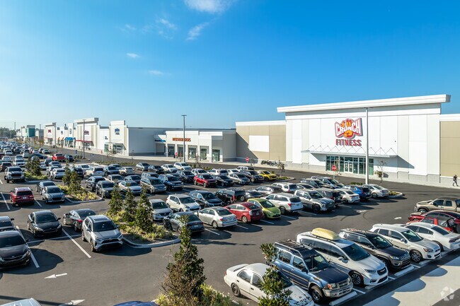 The Poinciana Lakes Plaza opened in 2024 and features numerous name-brand stores.