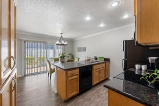 2704 W Ball Rd, Anaheim, CA 92804