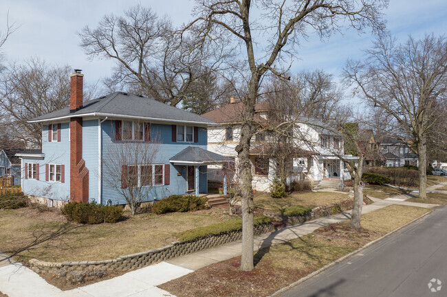 Classic American Foursquare homes line the quiet streets of Fuller Avenue.