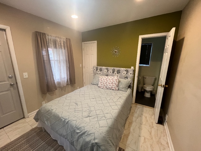 342 Nicholson St NE, Washington, DC 20011 - photo 2