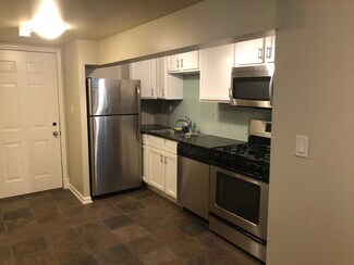 1813 W Armitage Ave Unit Garden, Chicago, IL 60622