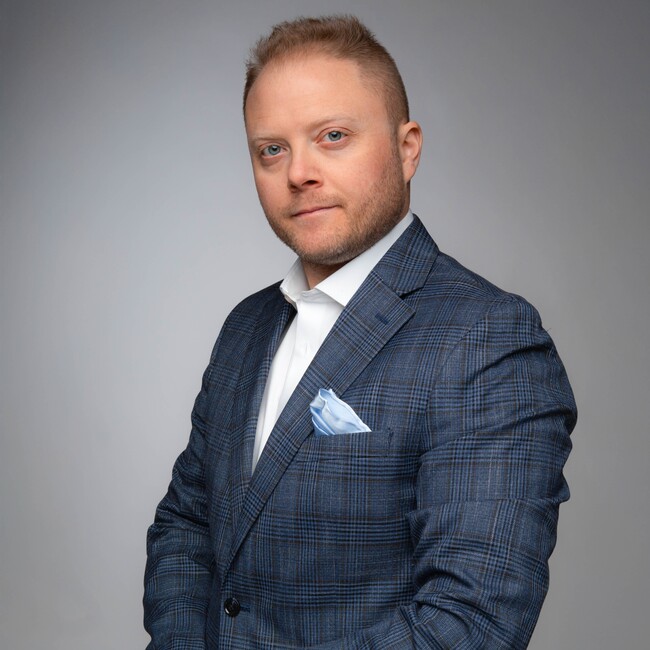 Agent Photo
