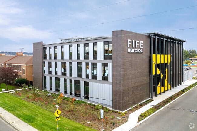 Fife High School serves grades 9-12 in Milton.