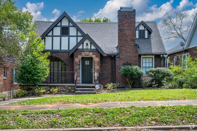 The Druid Hills neighborhood is a growing community with new and beautiful homes.