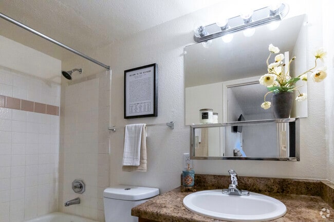 The Missions at Sentinel Peak, Tucson, AZ 85713 - photo 6