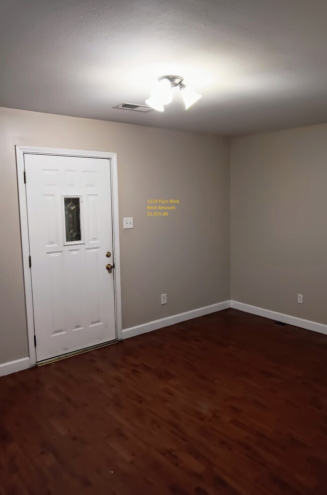 1224 Pace Blvd, New Orleans, LA 70114